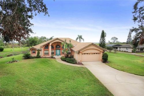 601 Lakeshore Blvd, Kissimmee, FL 34744-8546