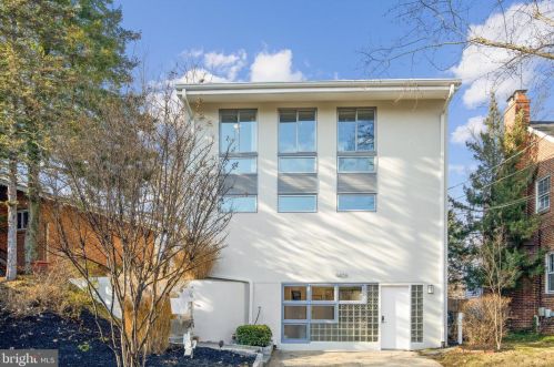 4406 35th St, Washington, DC 20008-4204