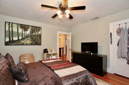 738 Edgewater Dr, Orlando FL 32804-6890 exterior