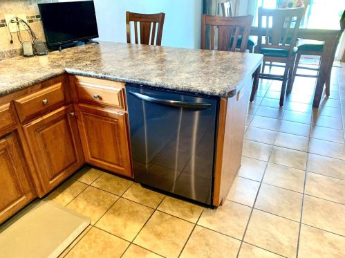 3373 Heaven Dr, Green Bay WI  54311-8906 exterior