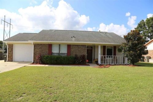 6719 Chicago Ave, Pensacola, FL 32526-9073