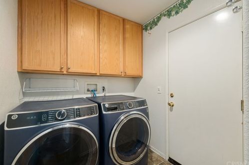 28030 Gibraltar Ln, Santa Clarita CA  91384-4548 exterior
