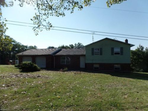 2868 Sealy Ridge Rd, Vincent, OH 45784-5189