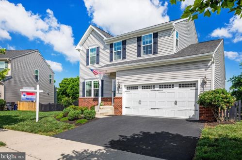 111 Eisentown Dr, Lovettsville VA  20180-8547 exterior