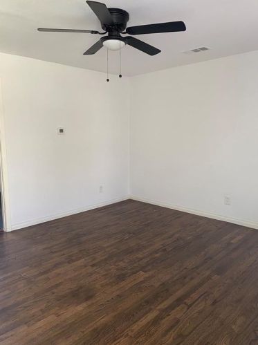 907 8th St, Bonham TX  75418-3416 exterior