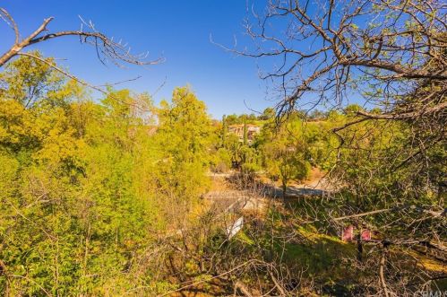 2423 Buenos Aires Dr, Covina CA  91724-3913 exterior