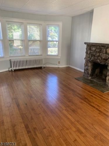 17 Montclair Ave, Montclair NJ  07042-4003 exterior