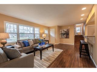 4616 86th St, Minneapolis, MN 55437-1316