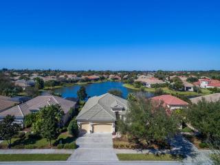 629 Crane Prairie Way, Osprey, FL 34229-7814