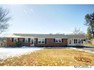 406 Whispering Hills Dr, Hendersonville, NC 28792-1216