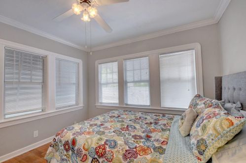 219 33rd St, West Palm Beach FL  33407-4907 exterior