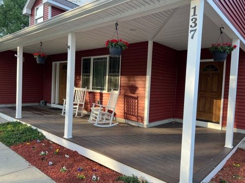 137 Manley Dr, Glocester, RI 02859-2003
