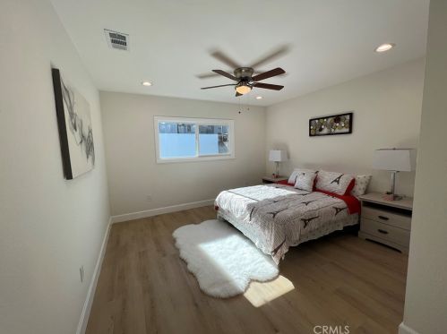 15744 Hartland St, Van Nuys CA  91406-5014 exterior