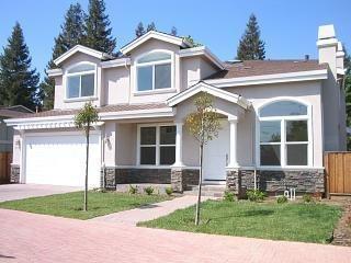 1331 Elam Ave, Campbell, CA 95008-4439