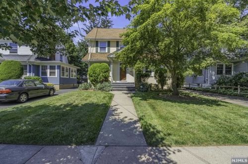 141 Cambridge Ave, Englewood NJ  07631-1624 exterior