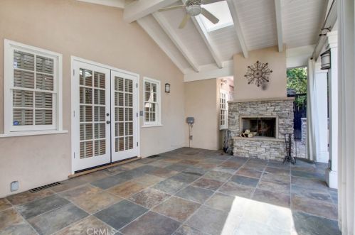 11805 Hartsook St, North Hollywood CA  91607-3215 exterior