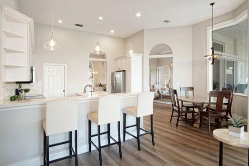 1722 Mockingbird Dr, Fort Pierce FL  34986-2049 exterior