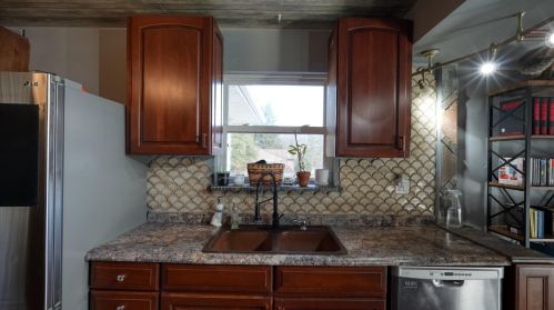 275 Willow Dr, Zanesville OH  43701-1252 exterior