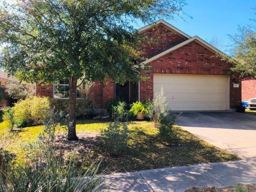 140 Stone Crest Blvd, Creedmoor, TX 78610-5841