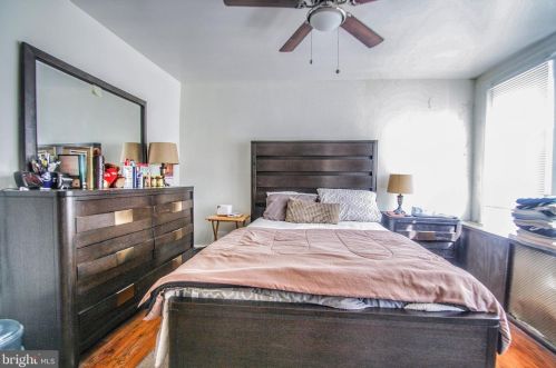 6503 Guyer Ave, Philadelphia PA 19142-2808 exterior