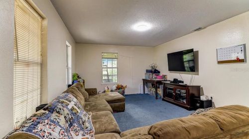 16542 Carlton Lake Rd, Wimauma FL  33598-6320 exterior