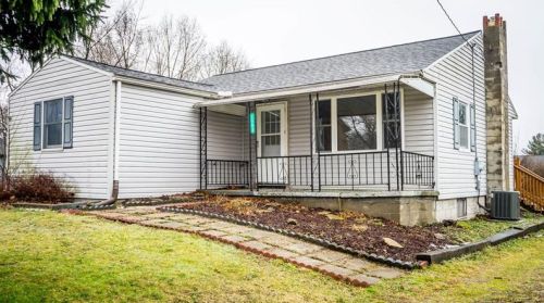 1703 Oneida Valley Rd, Karns City, PA 16041-1223