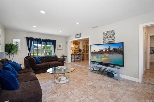 12785 Roswell Ave, Chino CA  91710-3043 exterior