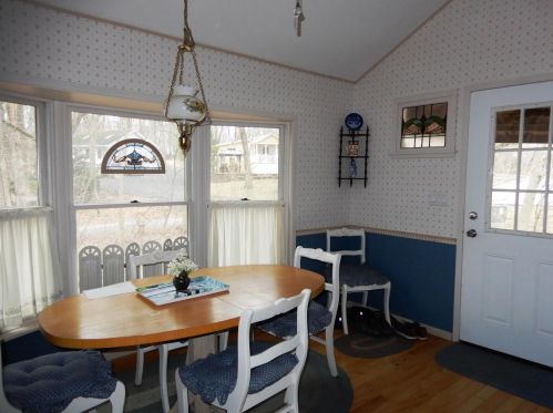235 Skyway Dr, Edgerton WI  53534-8444 exterior