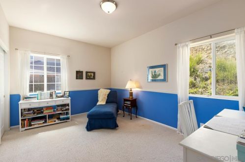 3217 Fairway Dr, La Mesa CA  91941-8049 exterior