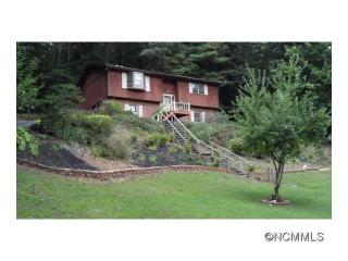 735 Nellie John Dr, Clyde, NC 28721-7011