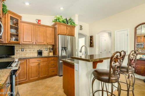 4049 Los Altos Dr, Gilbert, AZ 85297-3567