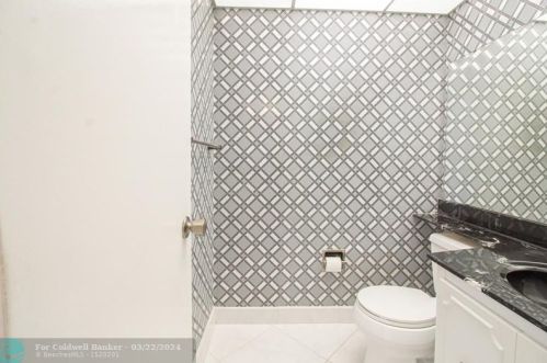 2607 40th Ave, Hollywood, FL 33021-3006