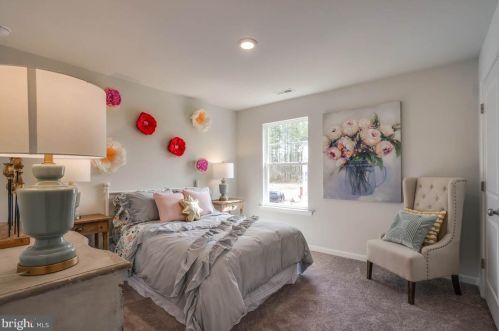 137 Winifred Dr, Hanover PA  17331 exterior