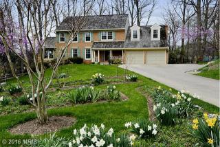 11867 Fawn Ridge Ln, Herndon, VA 20194-1117