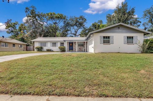 2918 Castle Oak Ave, Orlando, FL 32808-3402