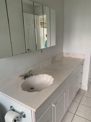 1924 58th Way, Hollywood FL  33021-3837 exterior