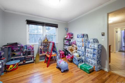 107 Barnes Rd, Washingtonville NY  10992-1933 exterior