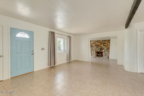 4333 17 Ave, Phoenix AZ 85085-6300 exterior