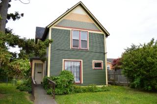 2323 Elizabeth St, Bellingham WA  98225-2854 exterior