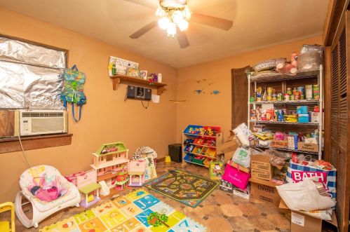 14010 Wp Ln, Thonotosassa FL  33592-4204 exterior