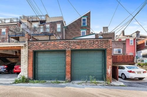 4045 Penn Ave, Pittsburgh, PA 15224-1333