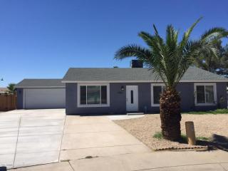 9522 67 Ln, Peoria AZ  85382-3905 exterior