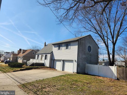707 Hirsch Ave, Runnemede, NJ 08078-1233