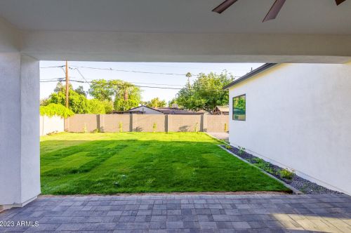 4039 Avalon Dr, Phoenix AZ  85018-7105 exterior