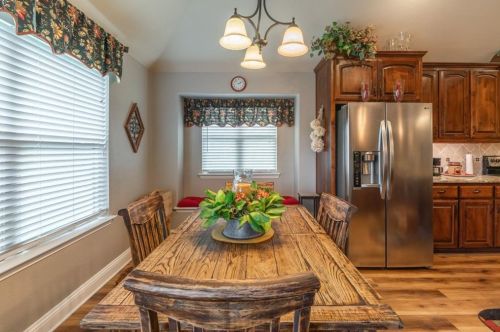 6905 Gamecock Dr, Greenville TX  75402-7720 exterior