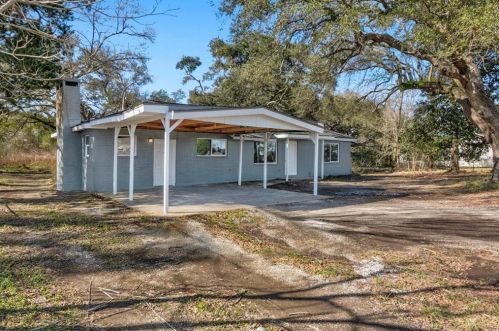 16458 Highway 62, Orange, TX 77630-1985