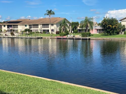 4500 5th Pl, Cape Coral, FL 33914-7505