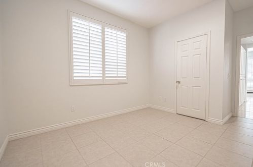28342 Lorita Ln, Santa Clarita CA  91350-3211 exterior