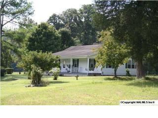 104 Martin Hollow Rd, Fayetteville, TN 37334-7500