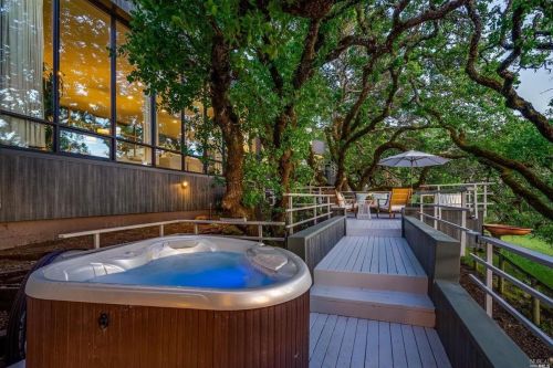 4833 Skycrest Way, Santa Rosa CA  95405-8798 exterior